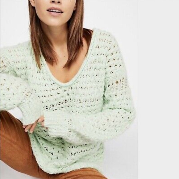 Free People Sweaters - FREE PEOPLE Crashing Waves Loose Knit Mint Green Sweater NWT